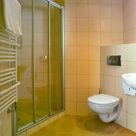 Barlinek, Alma & - Uwaga - Styczen Do Marzec 2026 Basen Nieczynny! 바를리네크