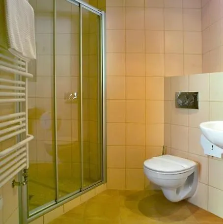 Hotel Barlinek, Alma & - Uwaga - Styczen Do Marzec 2026 Basen Nieczynny! 3*