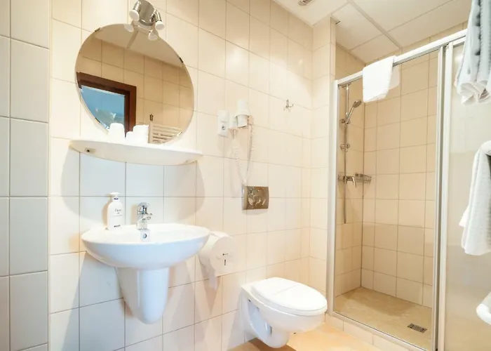 Barlinek, Alma & - Uwaga - Styczen Do Marzec 2026 Basen Nieczynny! Hotel Barlinek